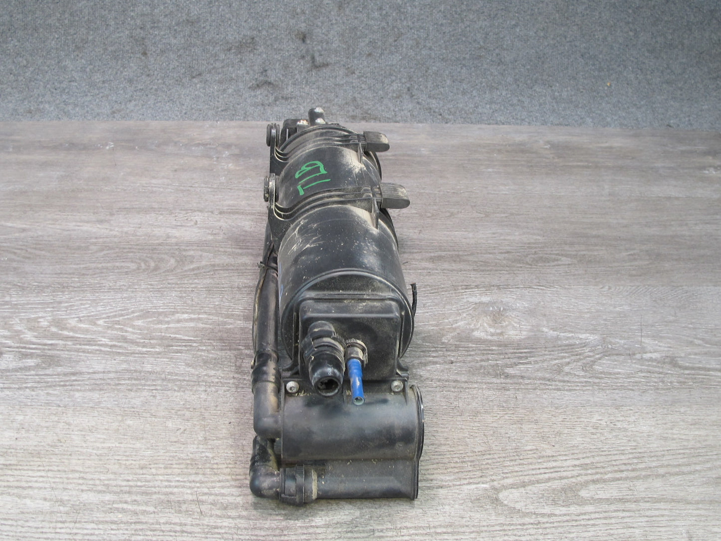 2001-2006 BMW E46 3-SERIES M54 S54 Fuel Evaporator Charcoal Vapor Canister