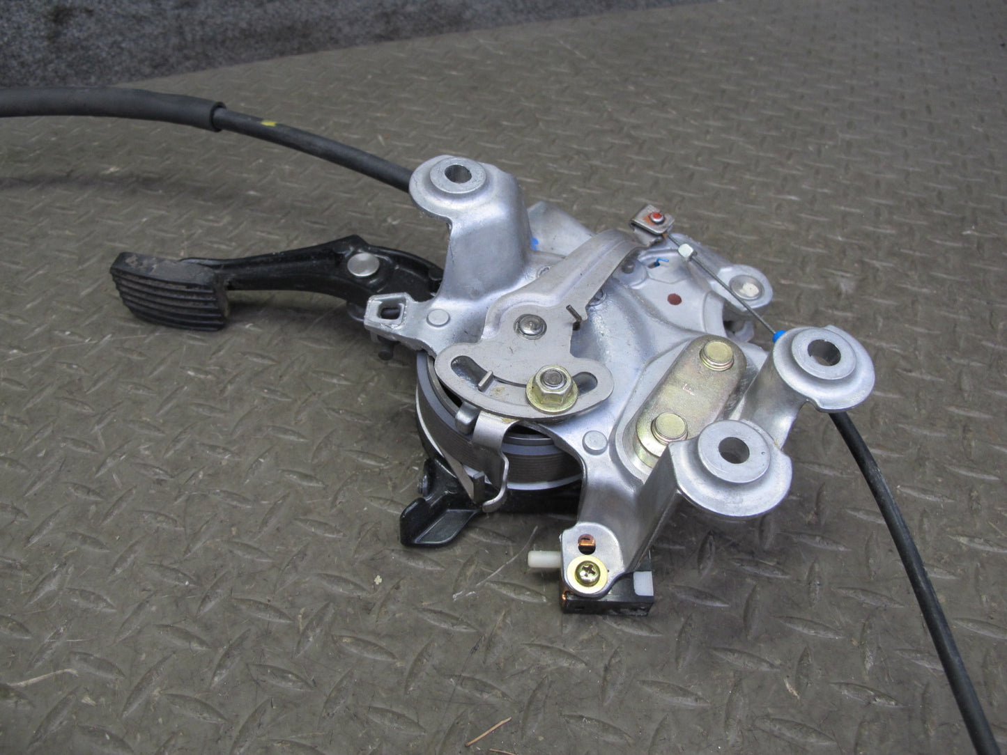 01-06 Lexus LS430 Emergency Parking Brake Pedal w Release Handle & Cable OEM
