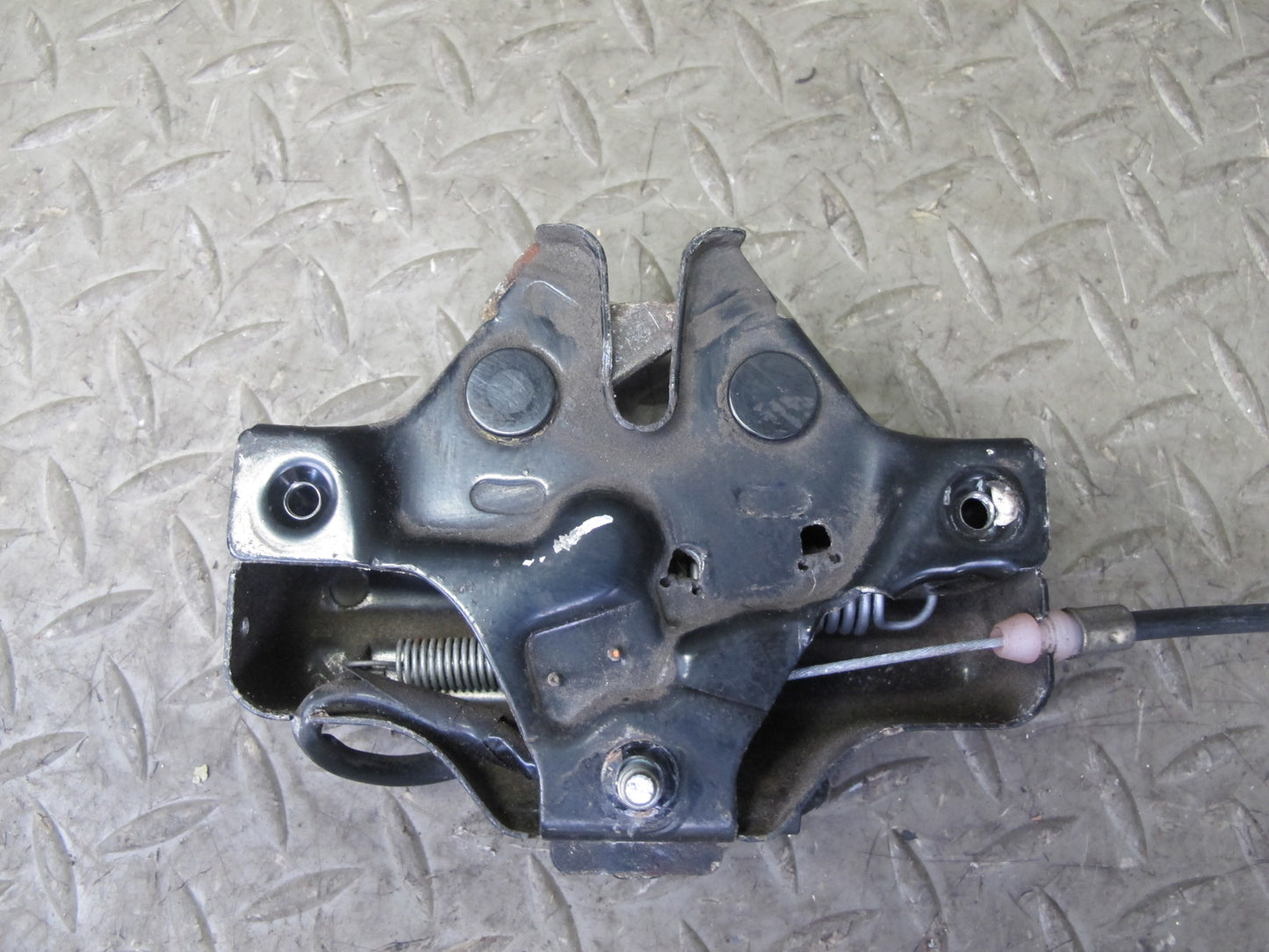 01-06 Lexus UCF30L LS430 Front Hood Bonnet Lock Latch w Cable OEM