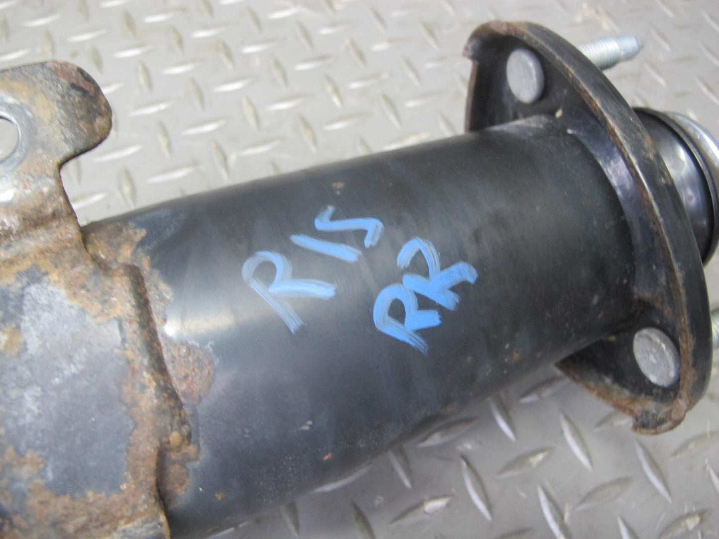 10-15 Lexus IS350 IS250 Convertible Rear Left & Right Side Shock Strut Set OEM