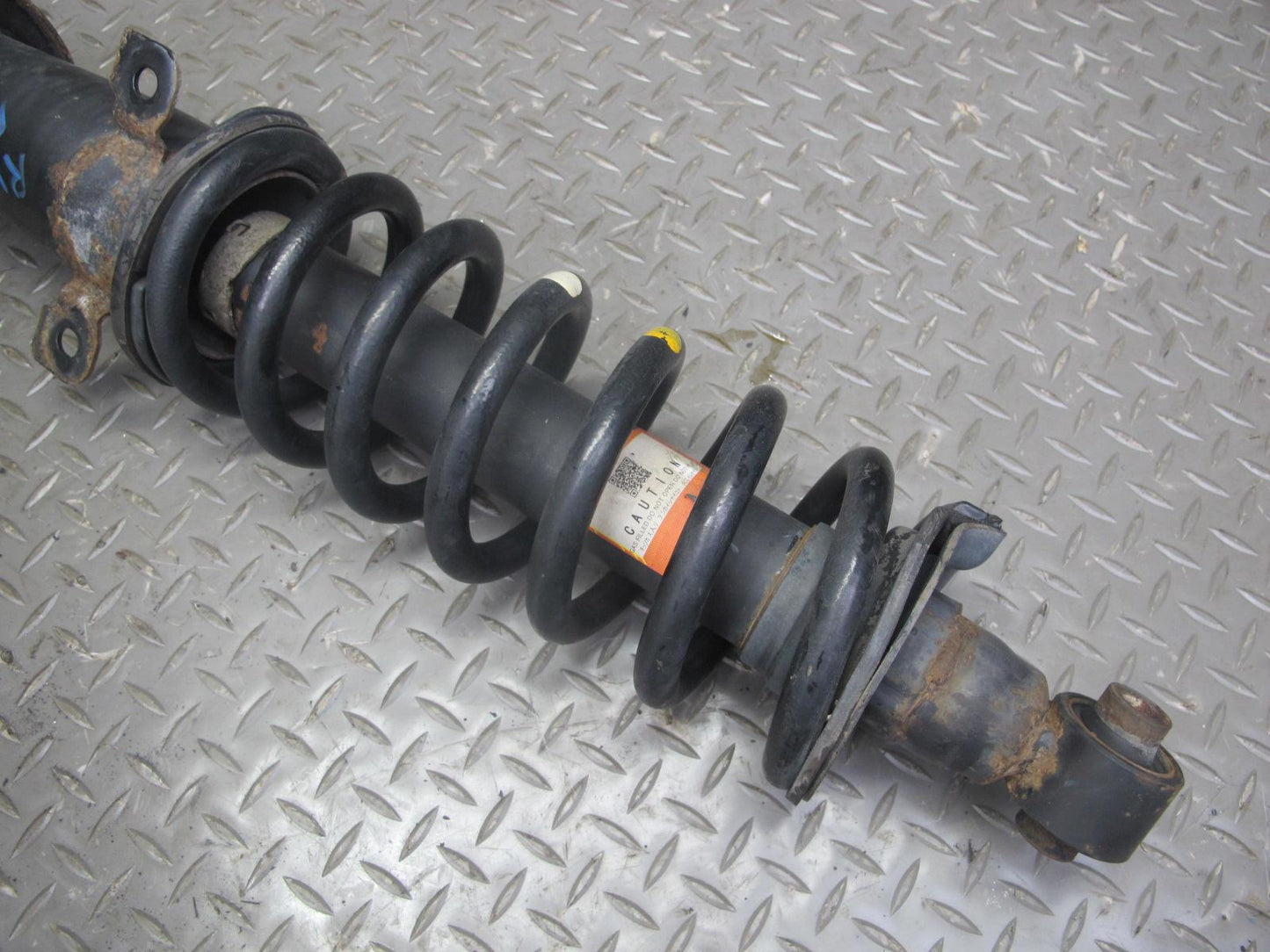 10-15 Lexus IS350 IS250 Convertible Rear Left & Right Side Shock Strut Set OEM