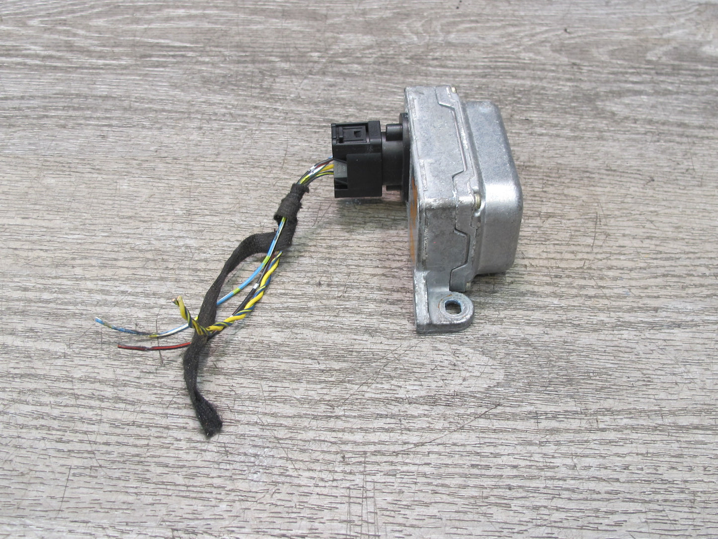 2004-2006 BMW E46 M3 3-SERIES YAW Acceleration Turn Rate Speed Sensor Module
