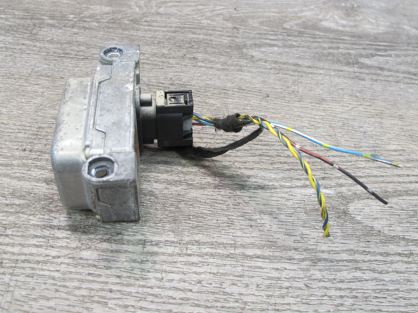 2004-2006 BMW E46 M3 3-SERIES YAW Acceleration Turn Rate Speed Sensor Module