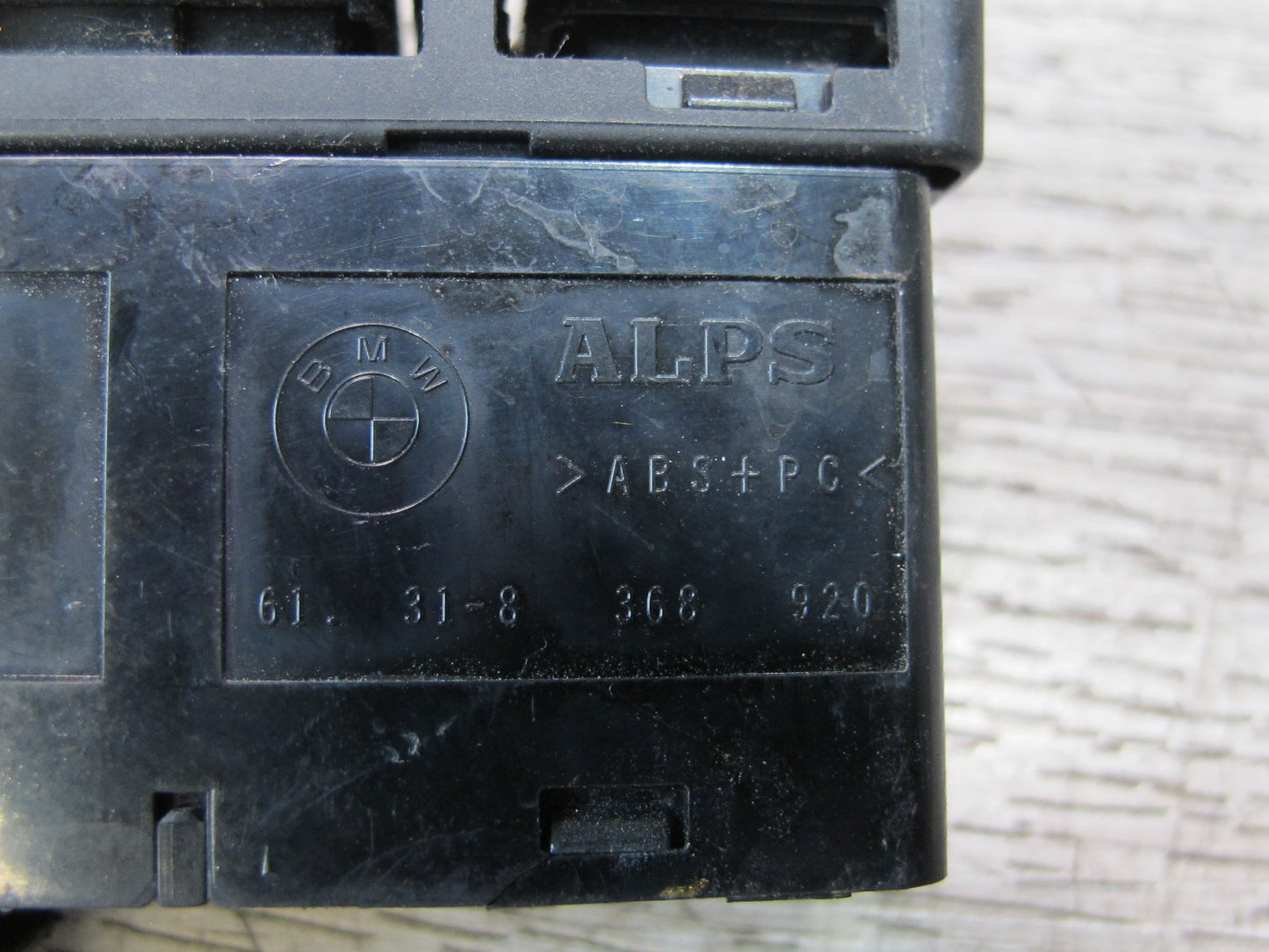 2001-2006 BMW E46 M3 3-SERIES Emergency Hazard Flasher Lock Switch Button