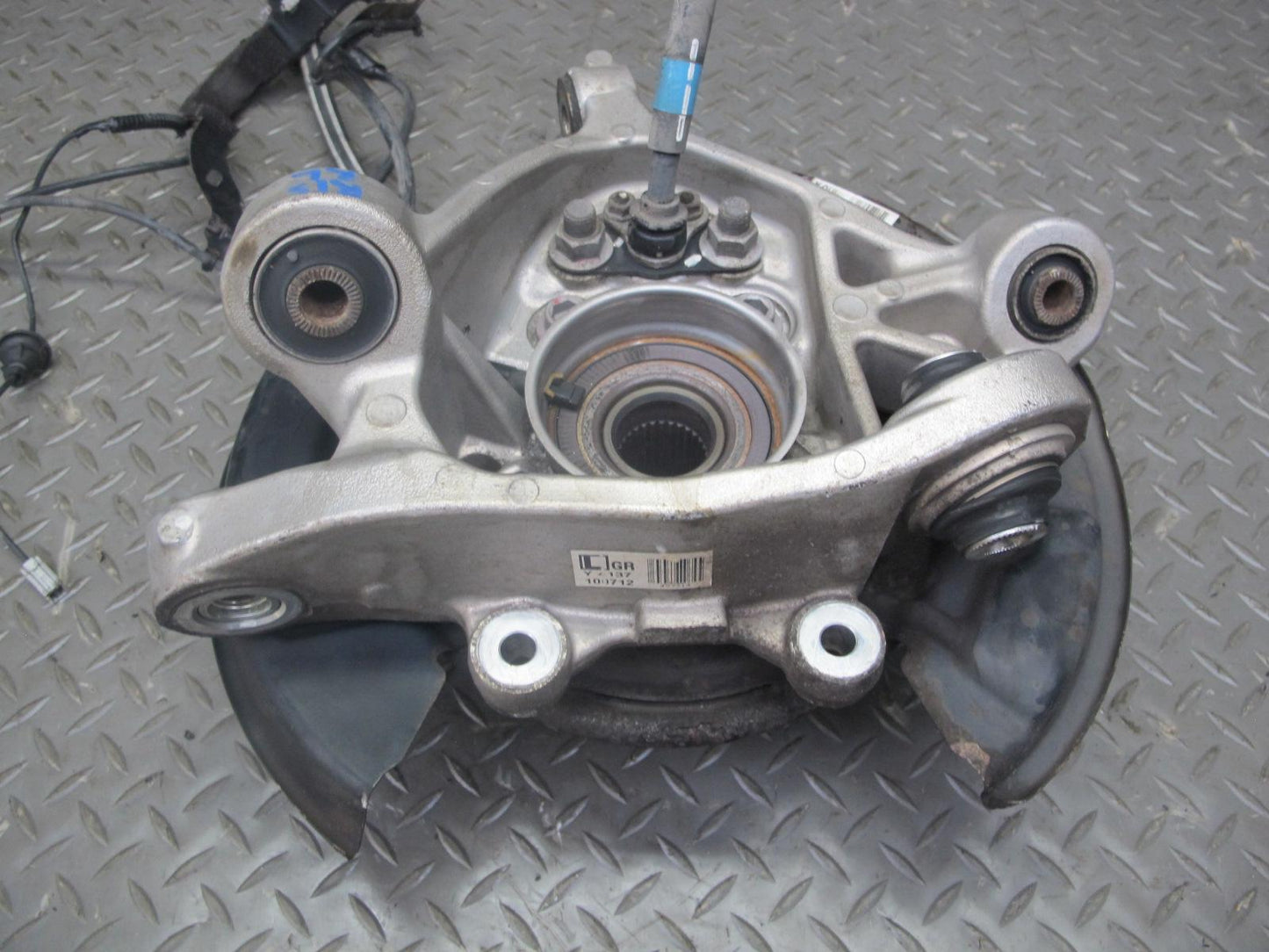 06-14 Lexus IS250 RWD Rear Left Spindle Knuckle Wheel Hub Bearing OEM