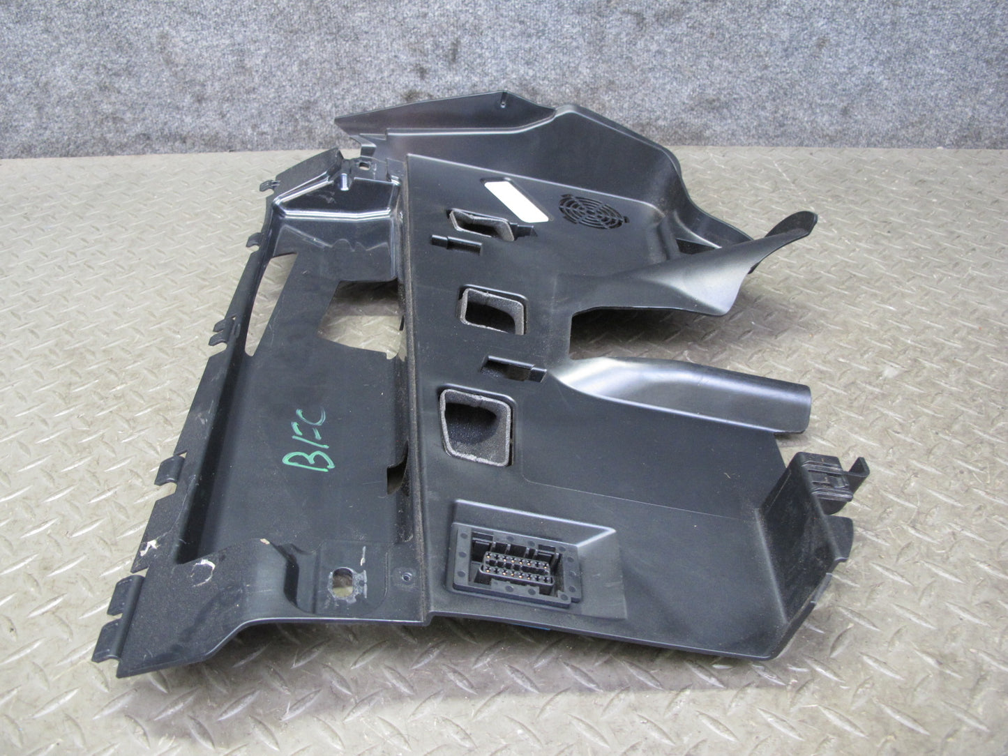 11-16 BMW F10 5-SERIES 550i Front Left Under Dash Knee Trim Panel w Speaker OEM