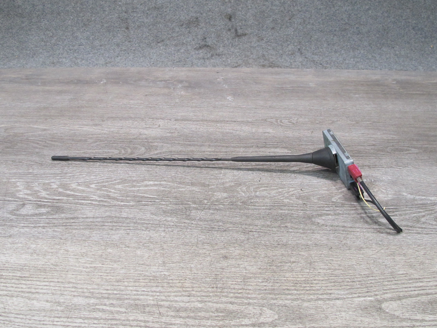 2001-2006 BMW E46 M3 Convertible Rear Exterior Radio Antenna W/ Amplifier Module