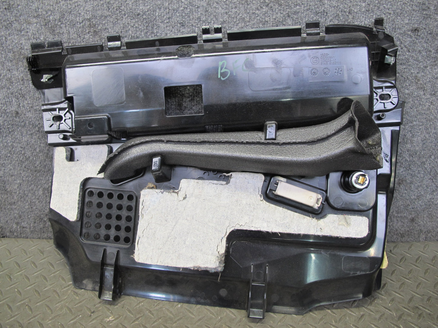 11-16 BMW F10 5-SERIES 550i Front Right Under Dash Lower Knee Trim Panel OEM