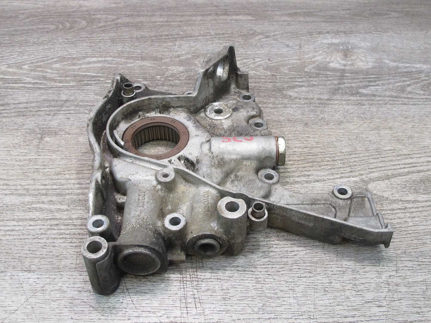 92-95 Lexus SC300 GS300 3.0L 2JZGE Engine Oil Pump w Housing OEM