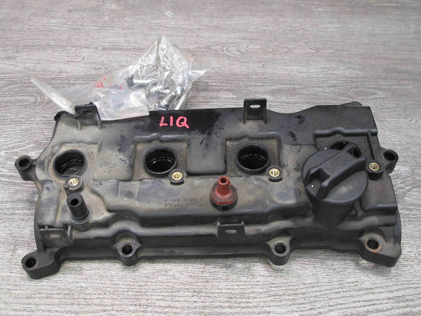 2014-2017 Infiniti QX60 2.5L Hybrid QR25DER Engine Cylinder Head Valve Cover