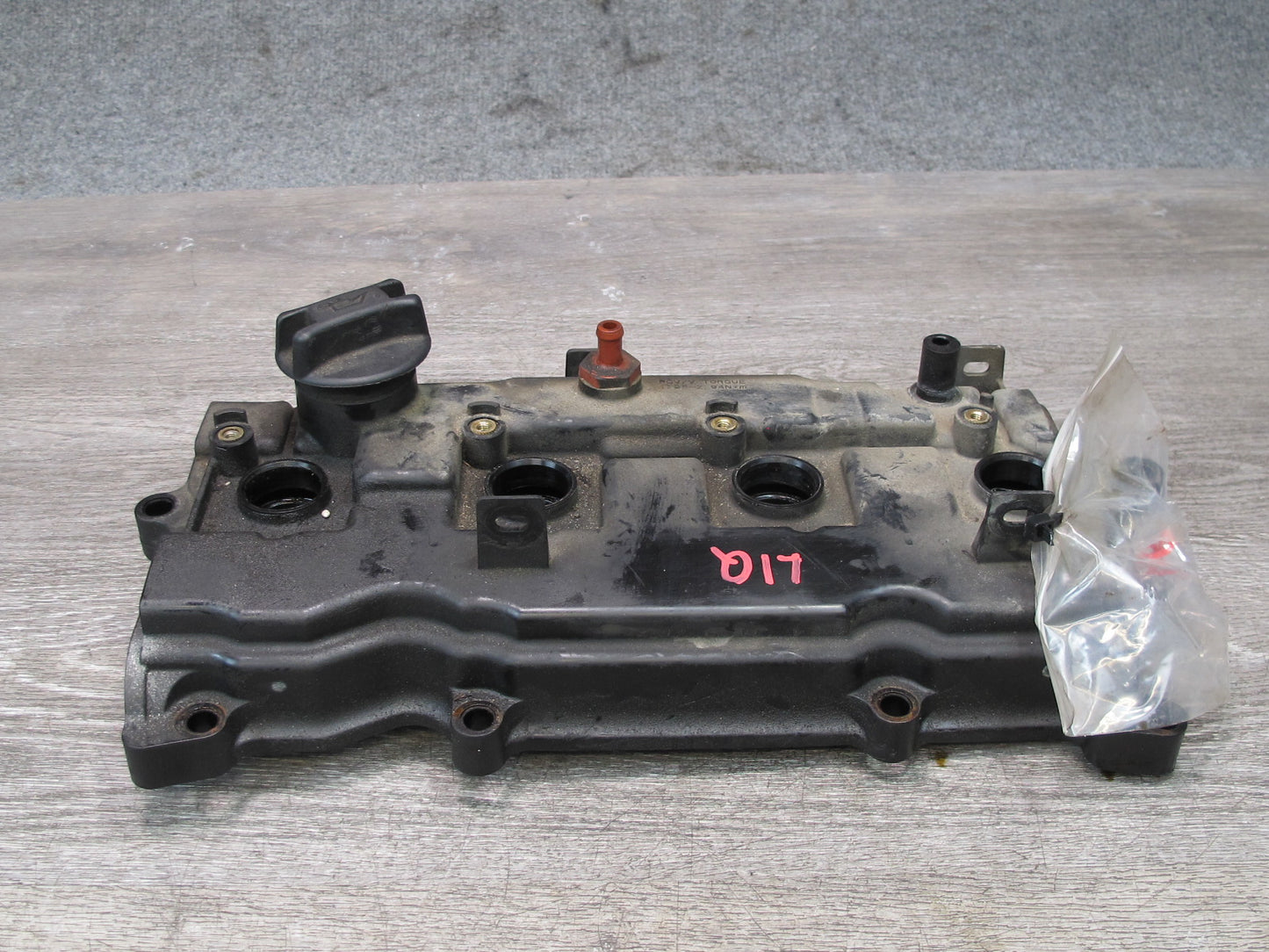 2014-2017 Infiniti QX60 2.5L Hybrid QR25DER Engine Cylinder Head Valve Cover