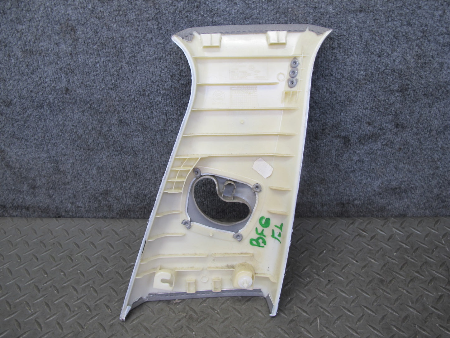 11-16 BMW F10 5-SERIES 550i Set of 2 Center Upper B Pillar Trim Cover Panel OEM