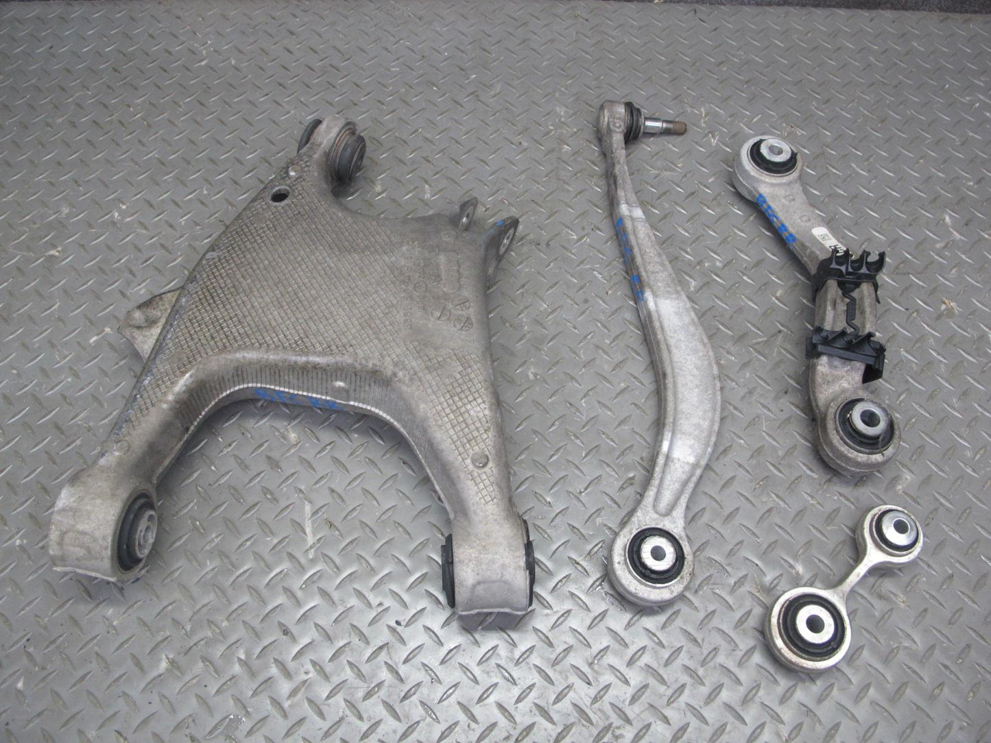 11-16 BMW F12 F13 F10 550i Set of 4 Rear Right Suspension Control Arm OEM