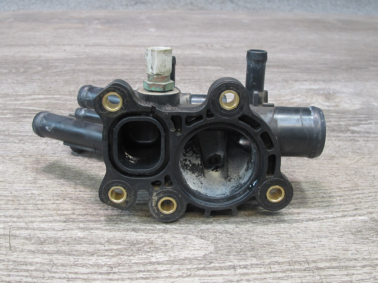2014-2017 Infiniti QX60 2.5L Hybrid Engine Thermostat Housing 11060 3TA0B