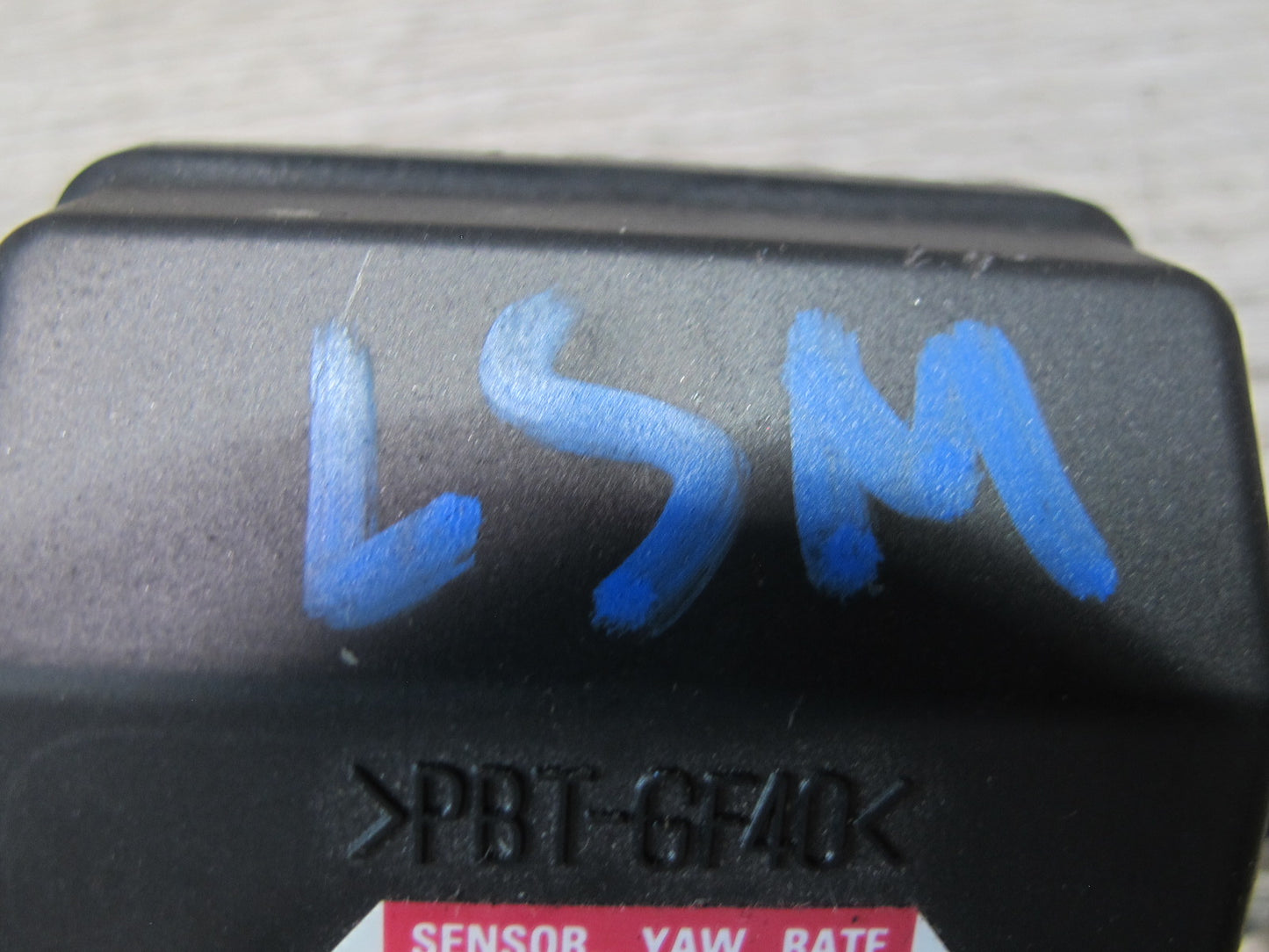 04-06 Lexus UCF30L LS430 YAW Turn Rate Stability Sensor 89183-50020 OEM
