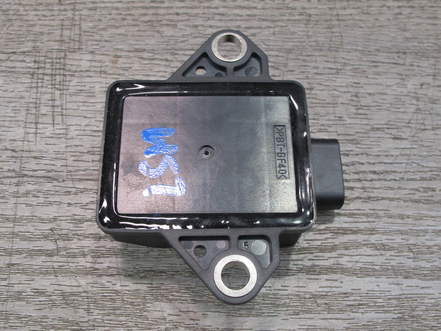 04-06 Lexus UCF30L LS430 YAW Turn Rate Stability Sensor 89183-50020 OEM