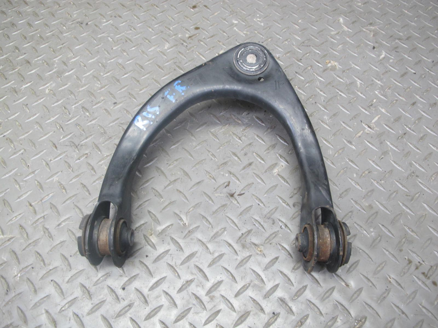 10-15 Lexus GSE20L IS350 IS250 Convertible Front Right Upper Control Arm OEM