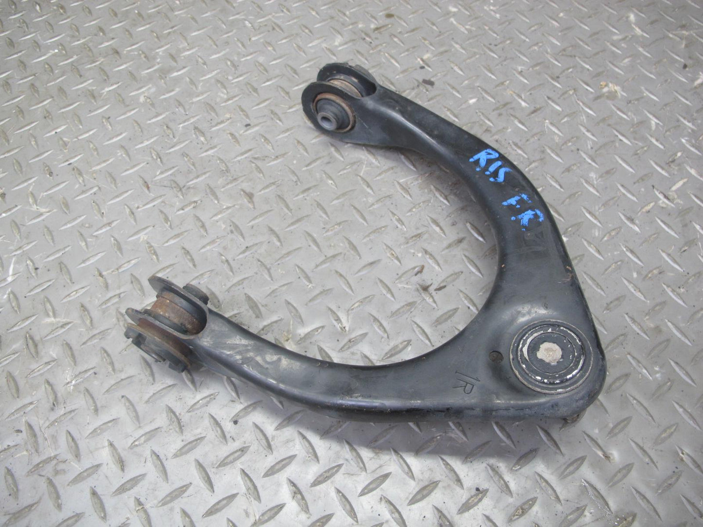 10-15 Lexus GSE20L IS350 IS250 Convertible Front Right Upper Control Arm OEM