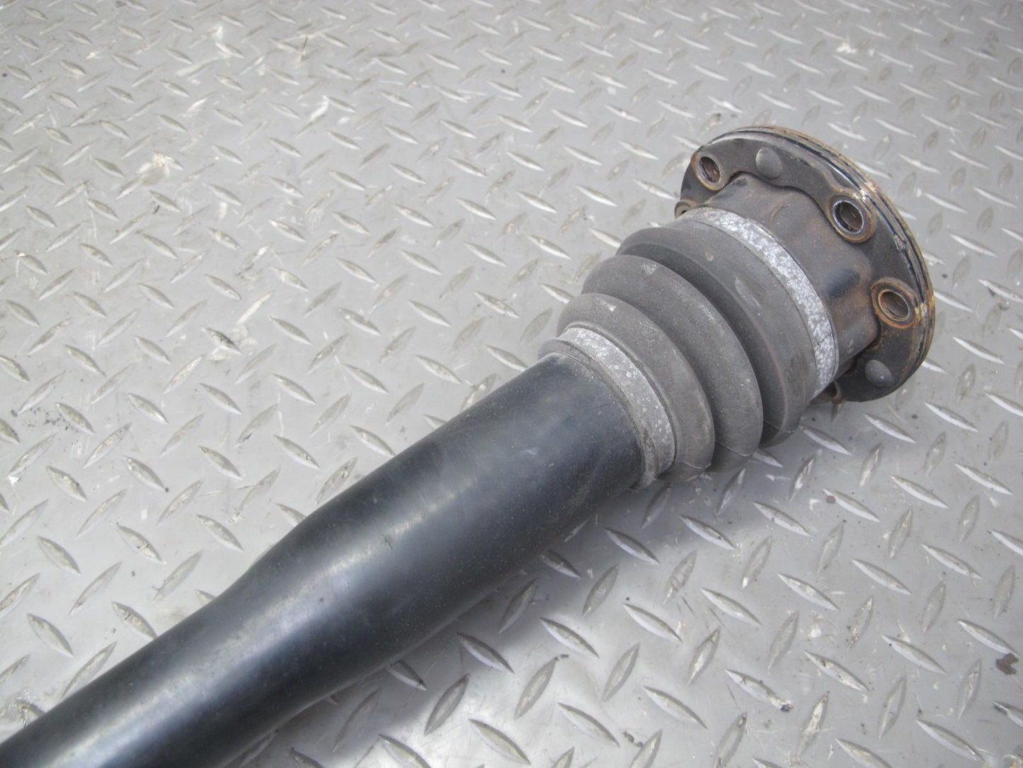 01-02 BMWE36/7 Z3 M54 3.0L Rear Left or Right Axle Shaft 94K Miles 1229788 OEM