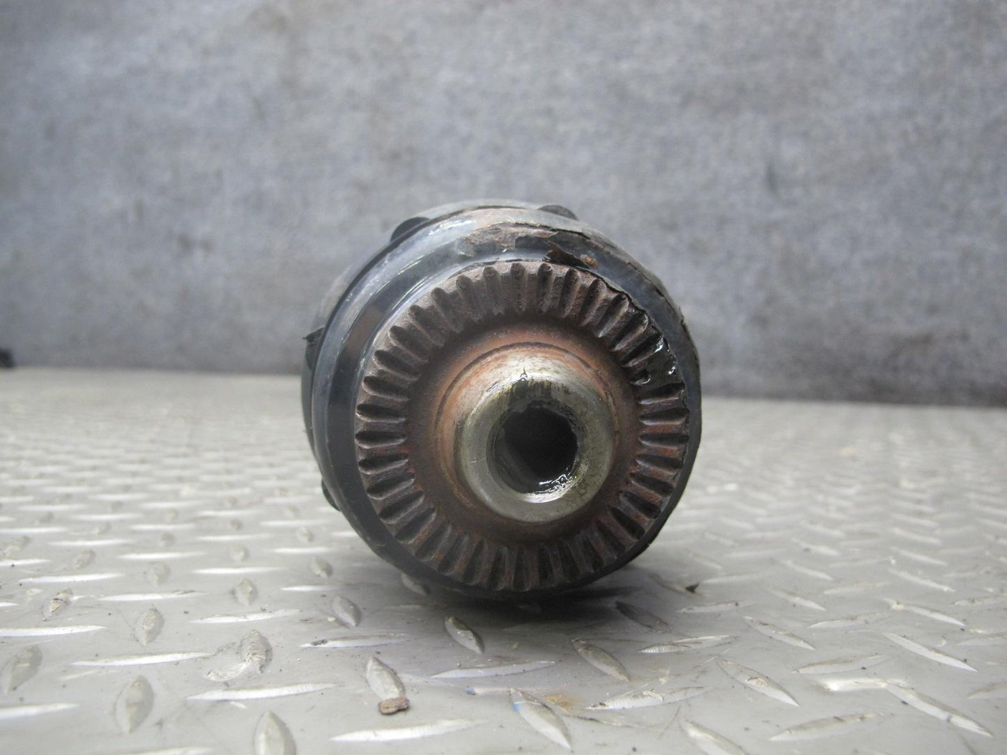 11-16 BMW F12 F13 F10 550i xdrive AWD Front Right Axle Half Shaft OEM