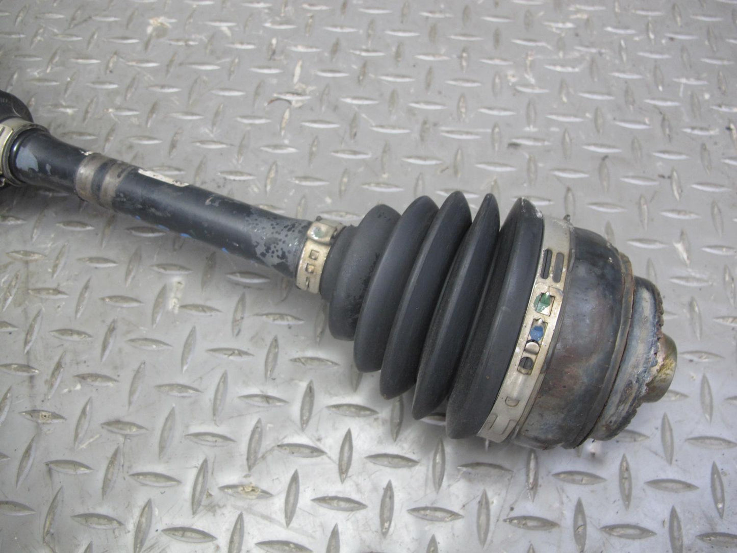 11-16 BMW F12 F13 F10 550i xdrive AWD Front Right Axle Half Shaft OEM