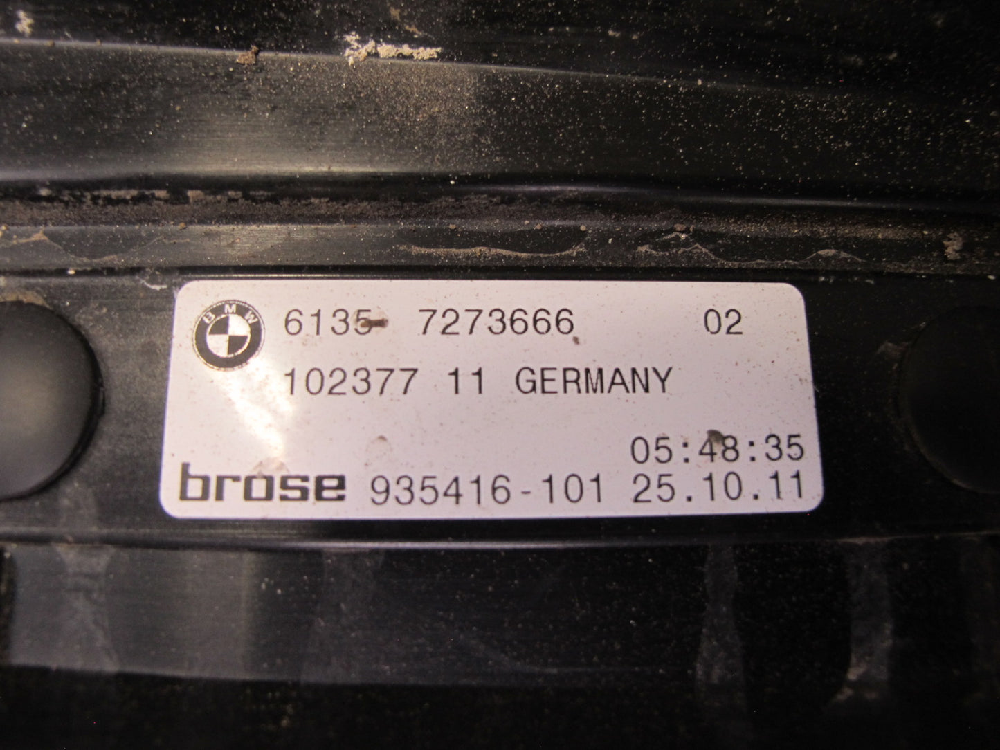 11-13 BMW F10 5-SERIES 550i Rear Bumper Impact Bracket Bar w Smart Opener OEM