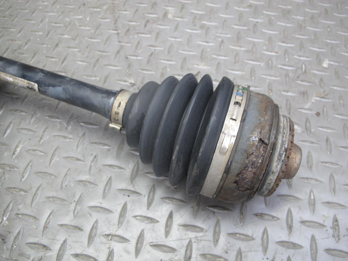 11-16 BMW F12 F13 F10 550i xdrive AWD Front Left Axle Half Shaft 7593043 OEM