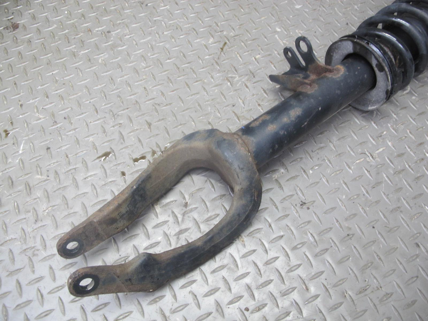 11-16 BMW F10 550i xdrive AWD Set of 2 Front Strut Shock Absorber OEM