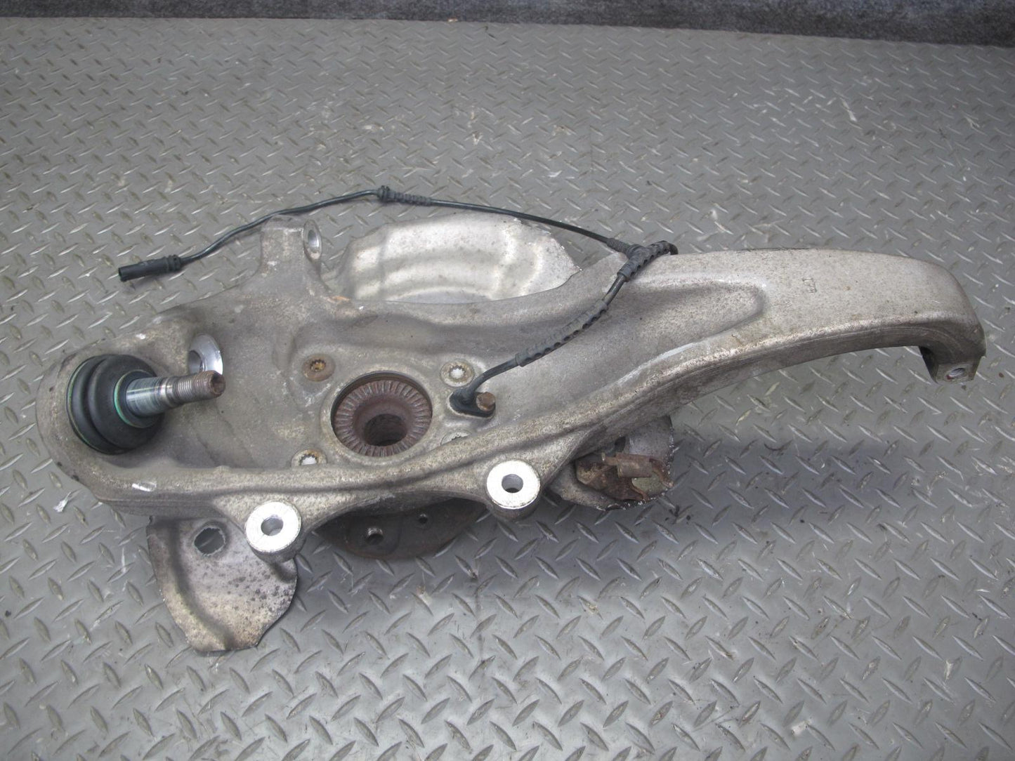 11-16 BMW F12 F10 550iX AWD Front Right Spindle Knuckle Wheel Hub Bearing OEM