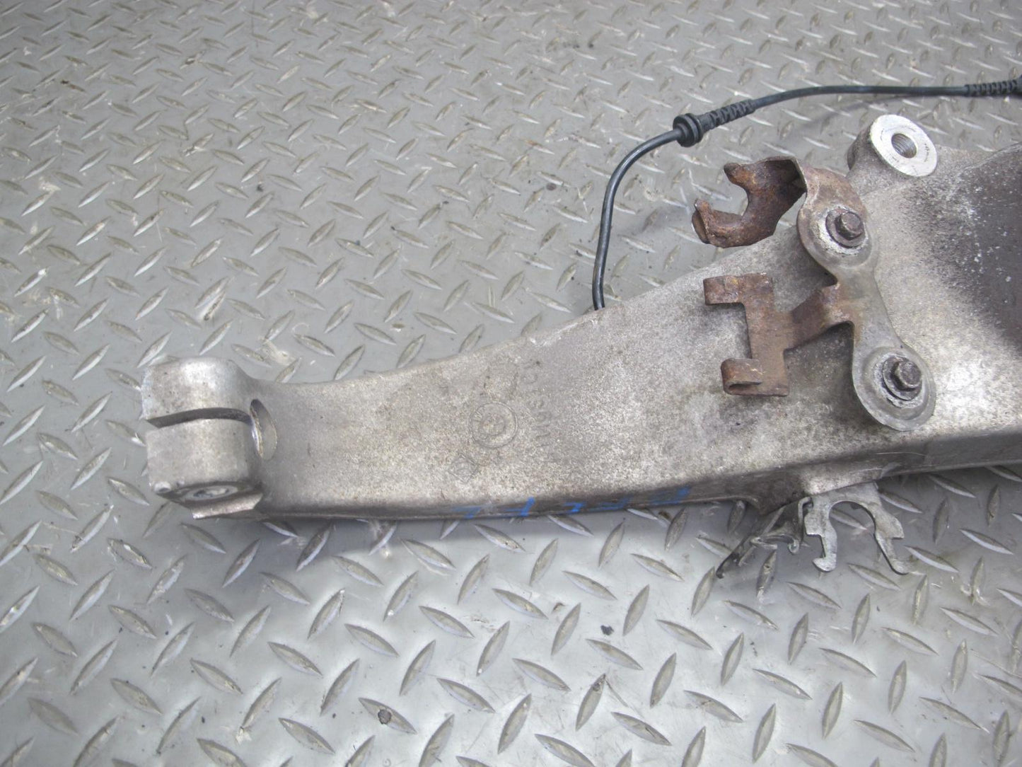 11-16 BMW F12 F13 F10 550iX AWD Front Left Spindle Knuckle Wheel Hub Bearing OEM