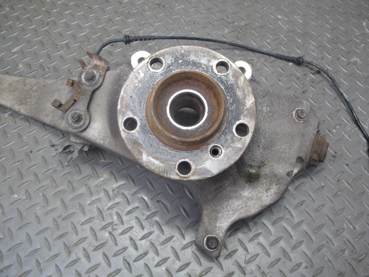 11-16 BMW F12 F13 F10 550iX AWD Front Left Spindle Knuckle Wheel Hub Bearing OEM