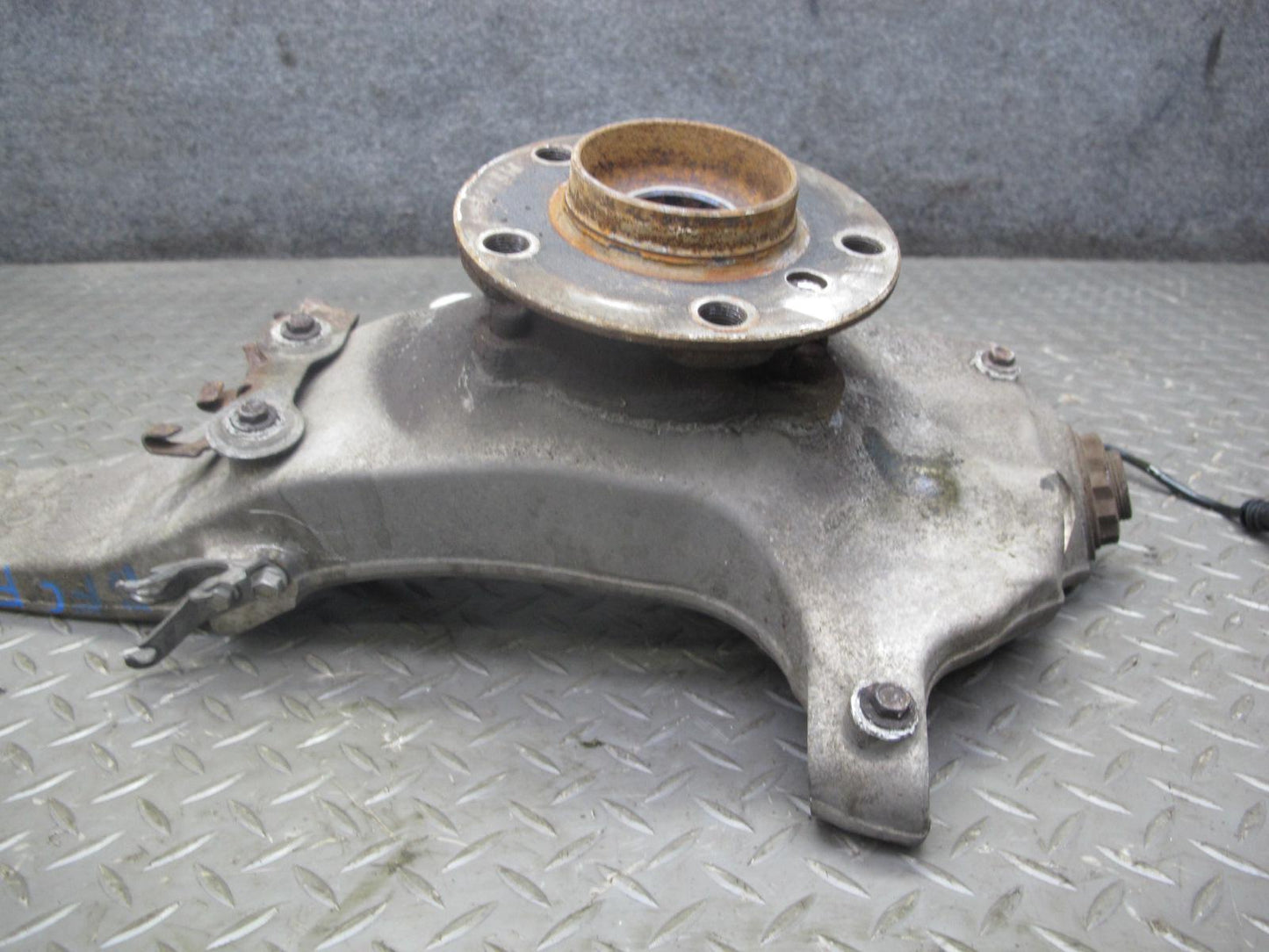 11-16 BMW F12 F13 F10 550iX AWD Front Left Spindle Knuckle Wheel Hub Bearing OEM