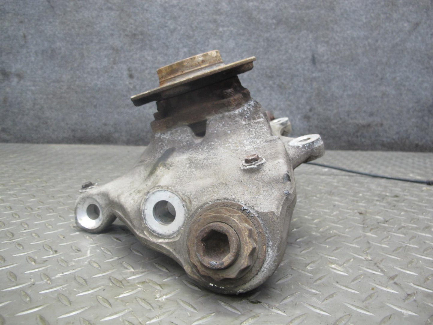 11-16 BMW F12 F13 F10 550iX AWD Front Left Spindle Knuckle Wheel Hub Bearing OEM