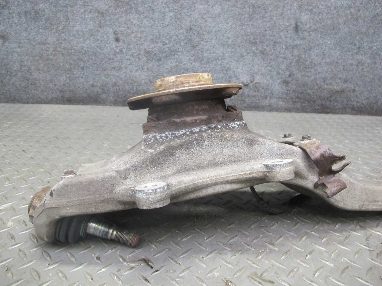 11-16 BMW F12 F13 F10 550iX AWD Front Left Spindle Knuckle Wheel Hub Bearing OEM