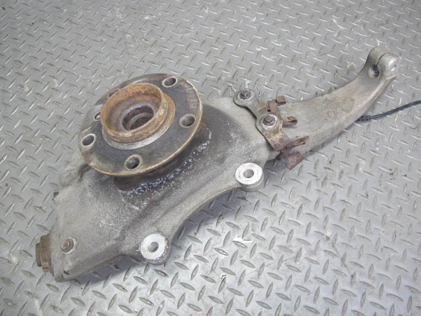 11-16 BMW F12 F13 F10 550iX AWD Front Left Spindle Knuckle Wheel Hub Bearing OEM