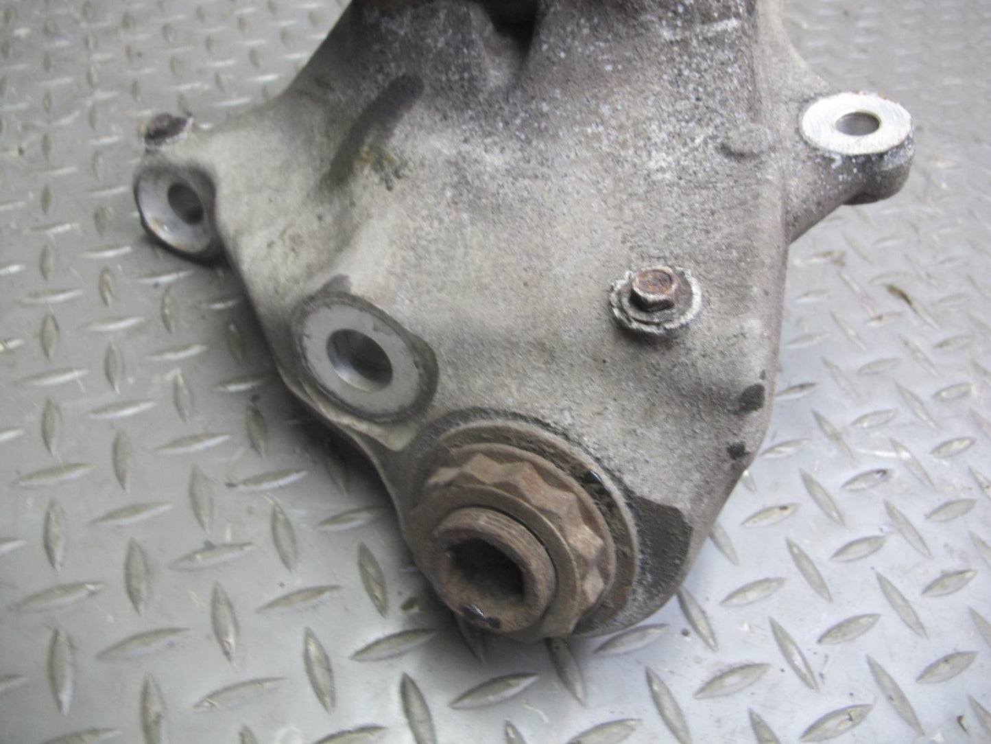 11-16 BMW F12 F13 F10 550iX AWD Front Left Spindle Knuckle Wheel Hub Bearing OEM