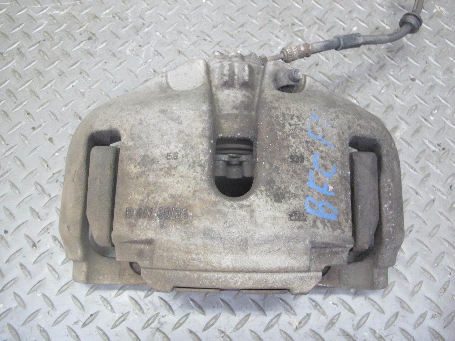 11-16 BMW F12 F13 F01 F10 550i AWD Set of 2 Front Left & Right Brake Caliper OEM