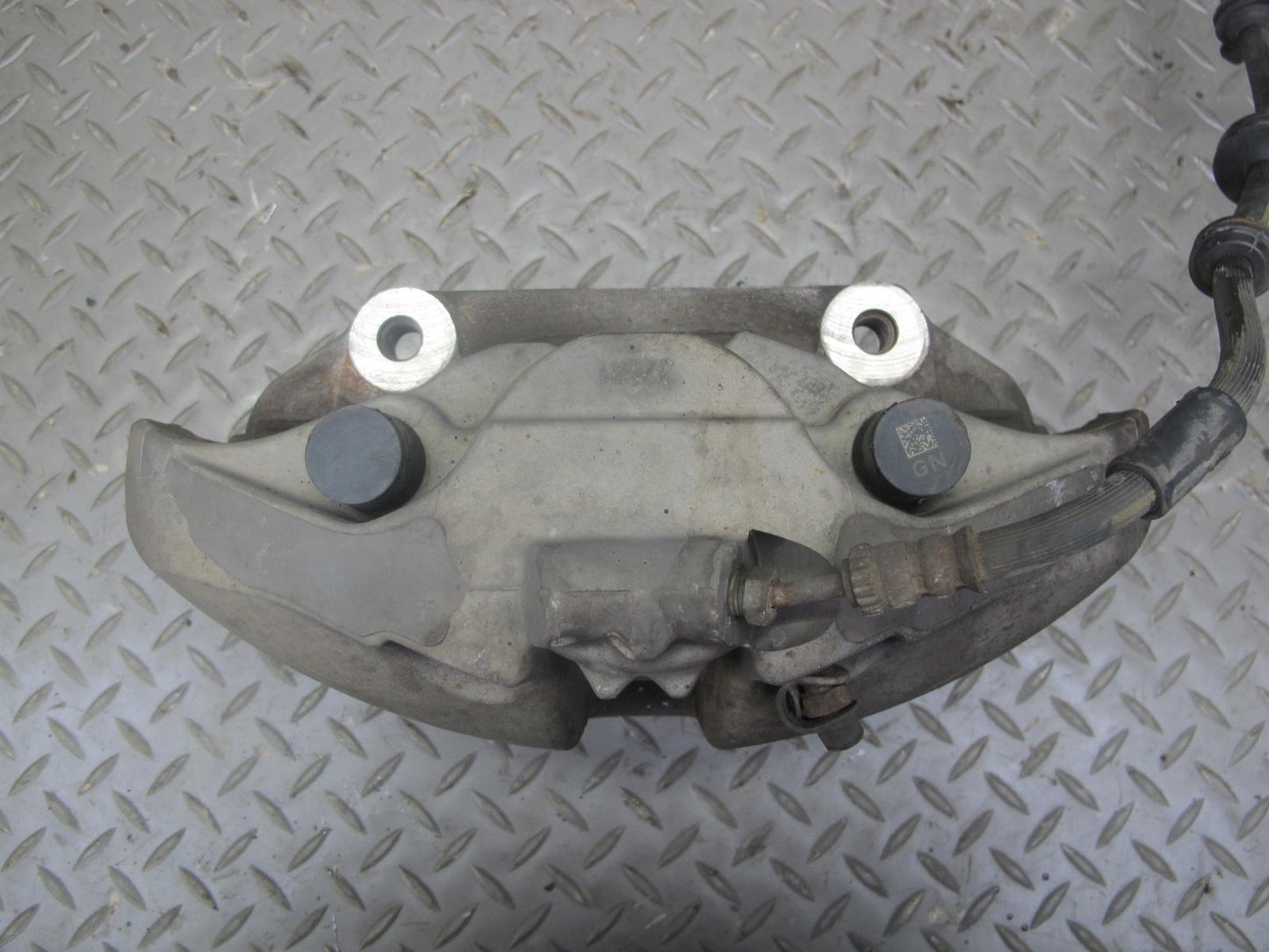 11-16 BMW F12 F13 F01 F10 550i AWD Set of 2 Front Left & Right Brake Caliper OEM