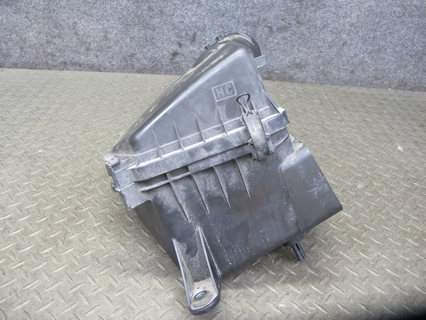 06-15 Lexus GSE20L IS250 2.5L Air Intake Cleaner Filter Box 014140-0980 OEM