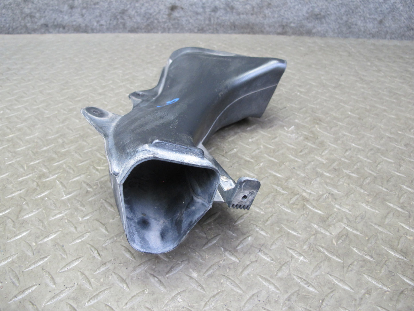 10-15 Lexus IS350 IS250 Convert Front Left & Right Air Intake Duct Pipe Set OEM