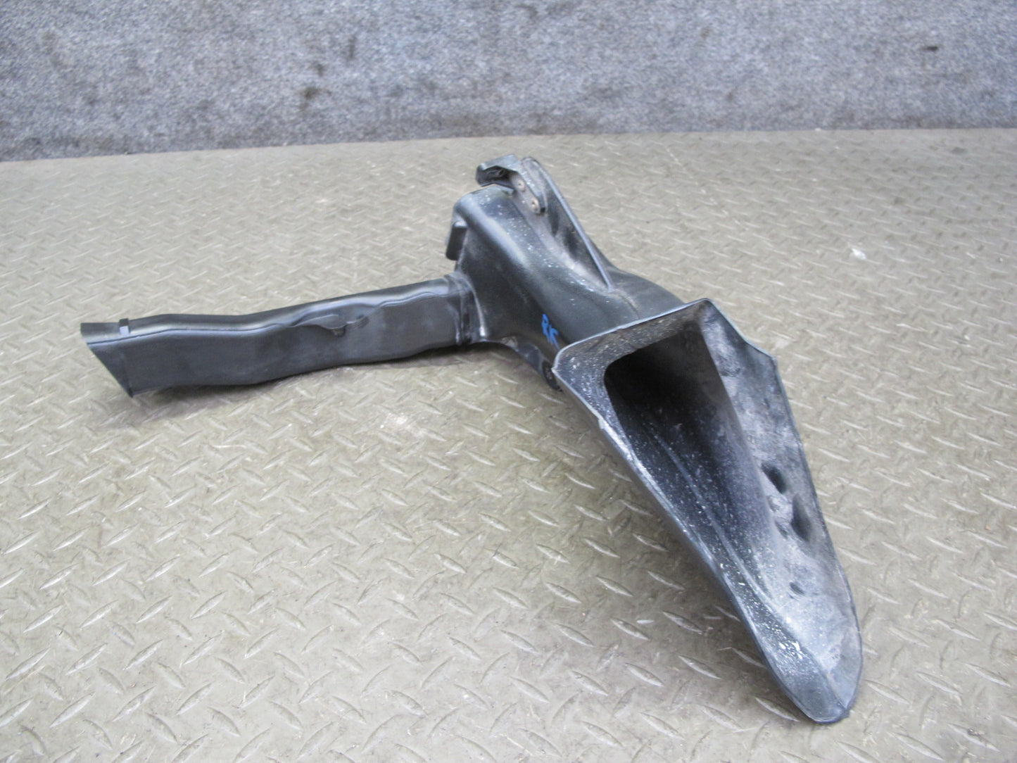 10-15 Lexus IS350 IS250 Convert Front Left & Right Air Intake Duct Pipe Set OEM