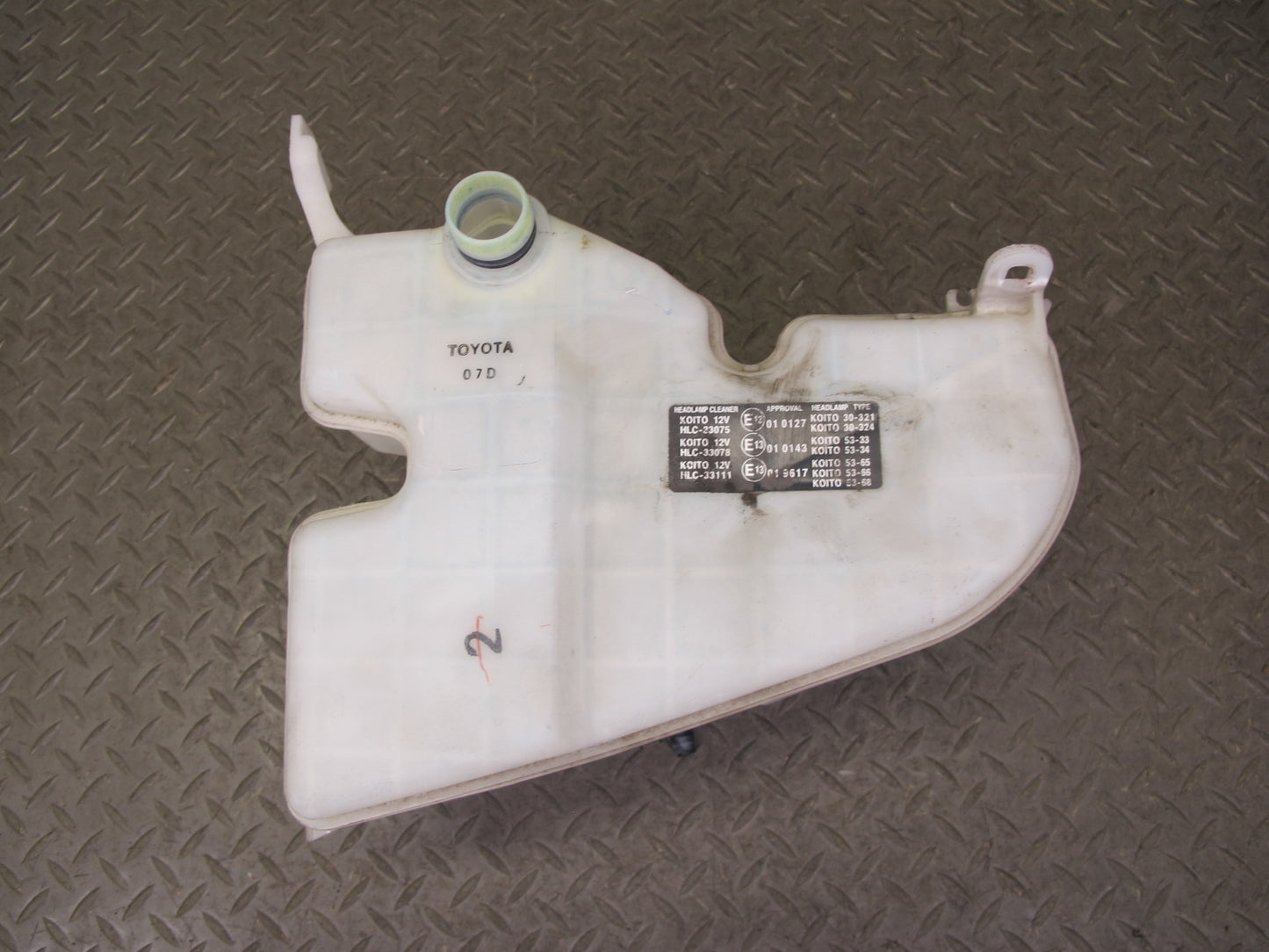 06-15 Lexus GSE20L IS350 IS250 Windshield Washer Fluid Reservoir Tank w Pump OEM