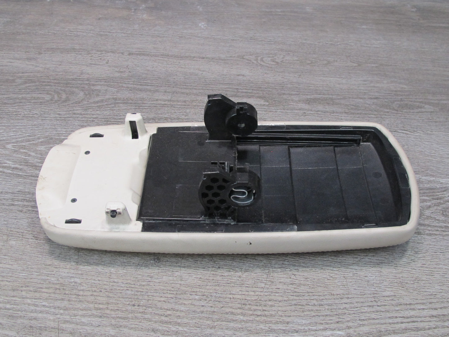 2010 Lexus GSE20L IS350 IS250 Front Center Console Armrest Leather Alabaster OEM