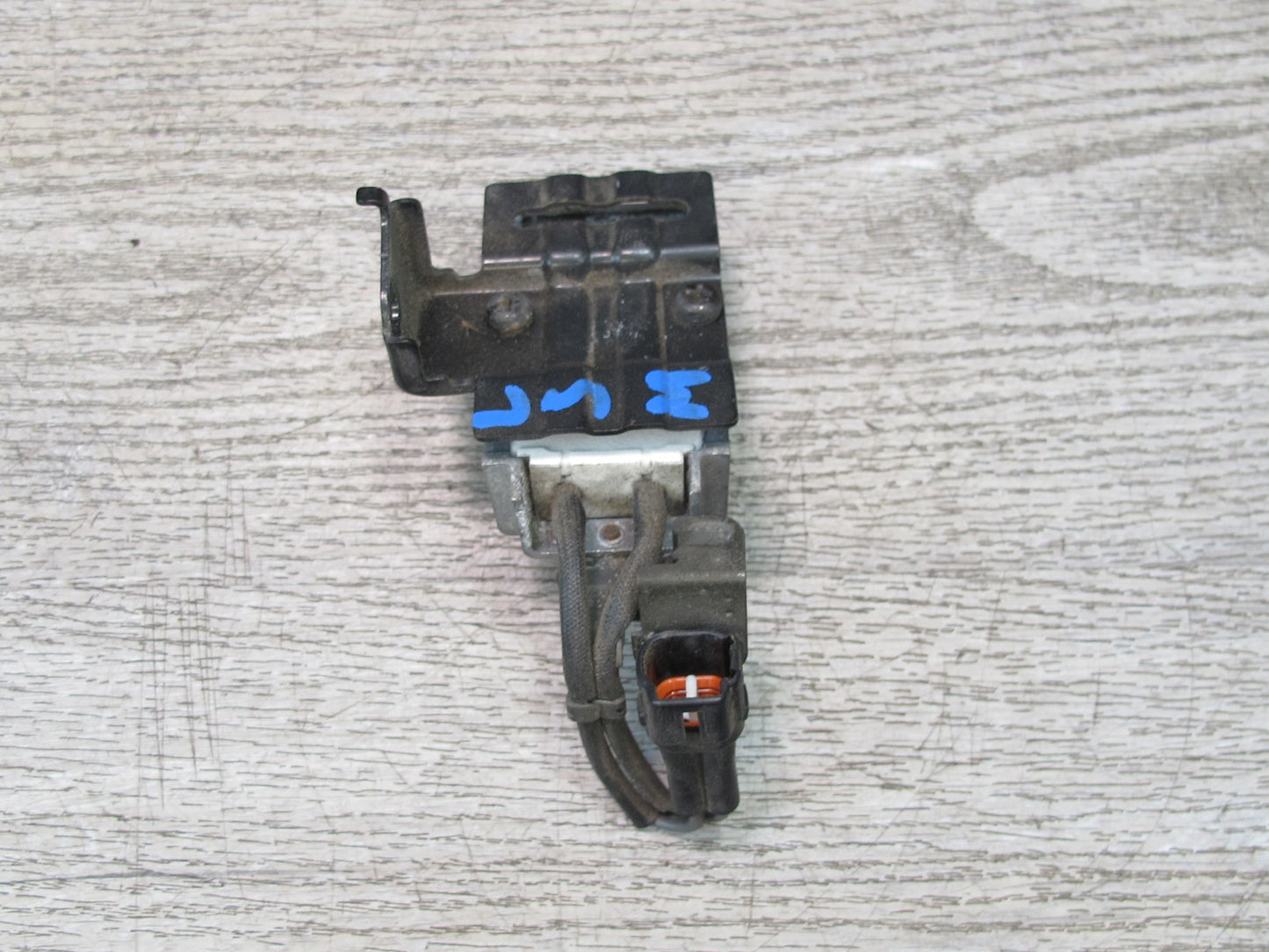 04-06 Lexus UCF30L LS430 Fuel Pump Resistor Control Module 23080-50140 OEM
