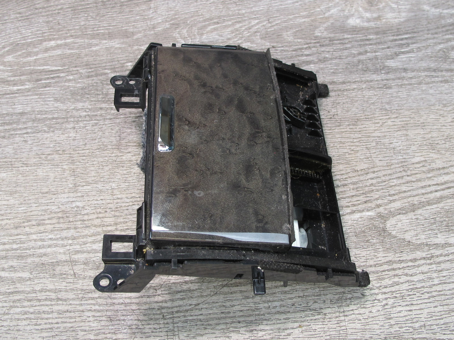 09-13 Lexus IS350 IS250 AT Front Center Console Ashtray Power Outlet Lighter OEM