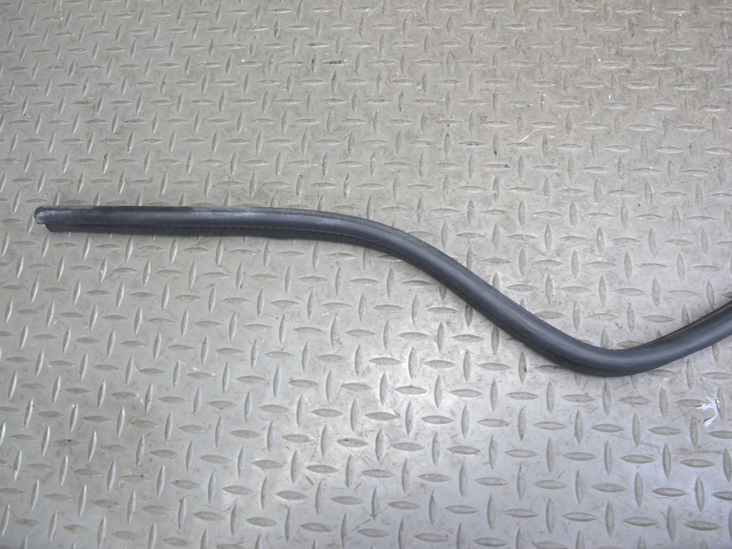96-02 BMW E36/7 Z3 Set of 4 Front Hood Bonnet Weatherstrip Rubber Seal OEM