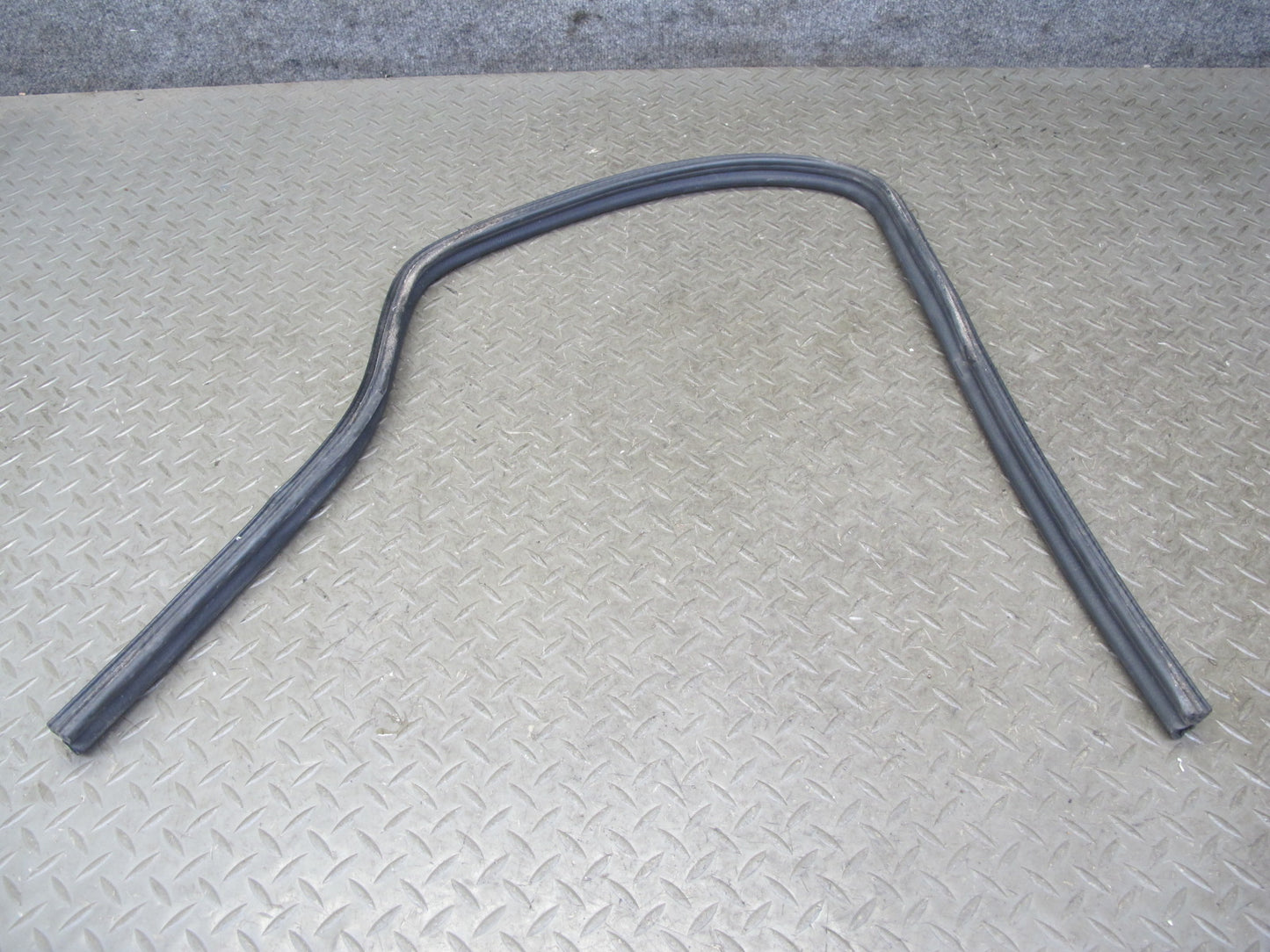 96-02 BMW E36/7 Z3 Set of 4 Front Hood Bonnet Weatherstrip Rubber Seal OEM