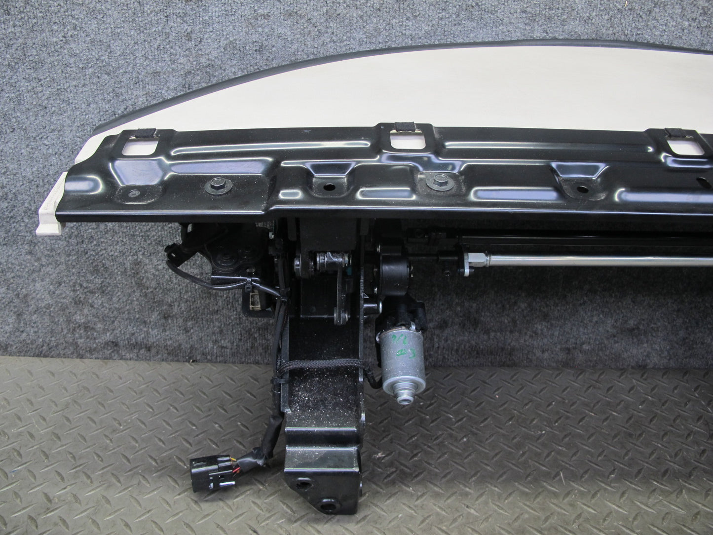 10-15 Lexus IS350 IS250 Convertible TOP Roof Tonneau Cover Panel Alabaster OEM