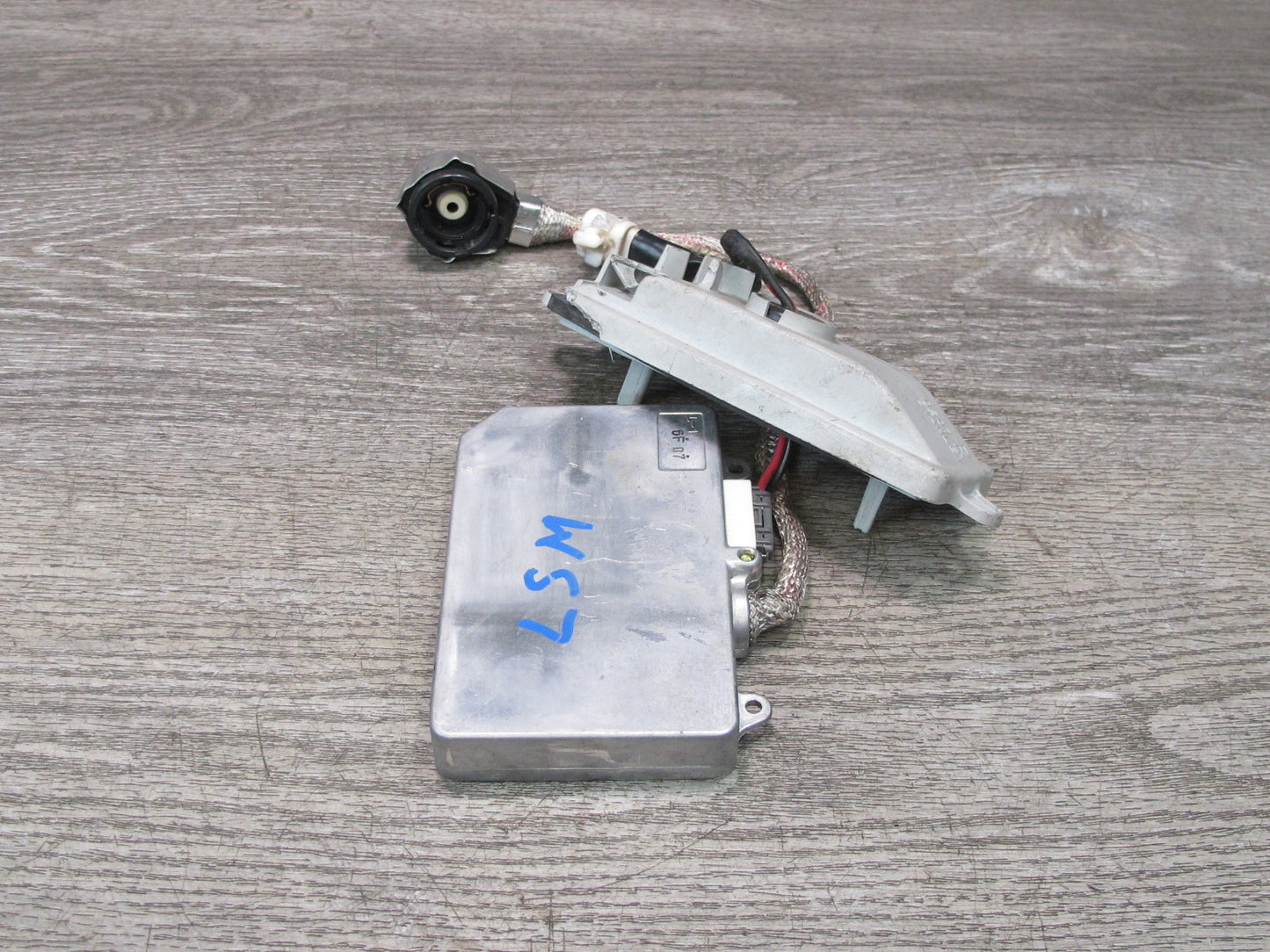 04-06 Lexus UCF30L LS430 Xenon HID Headlight Ballast Light Control Module OEM