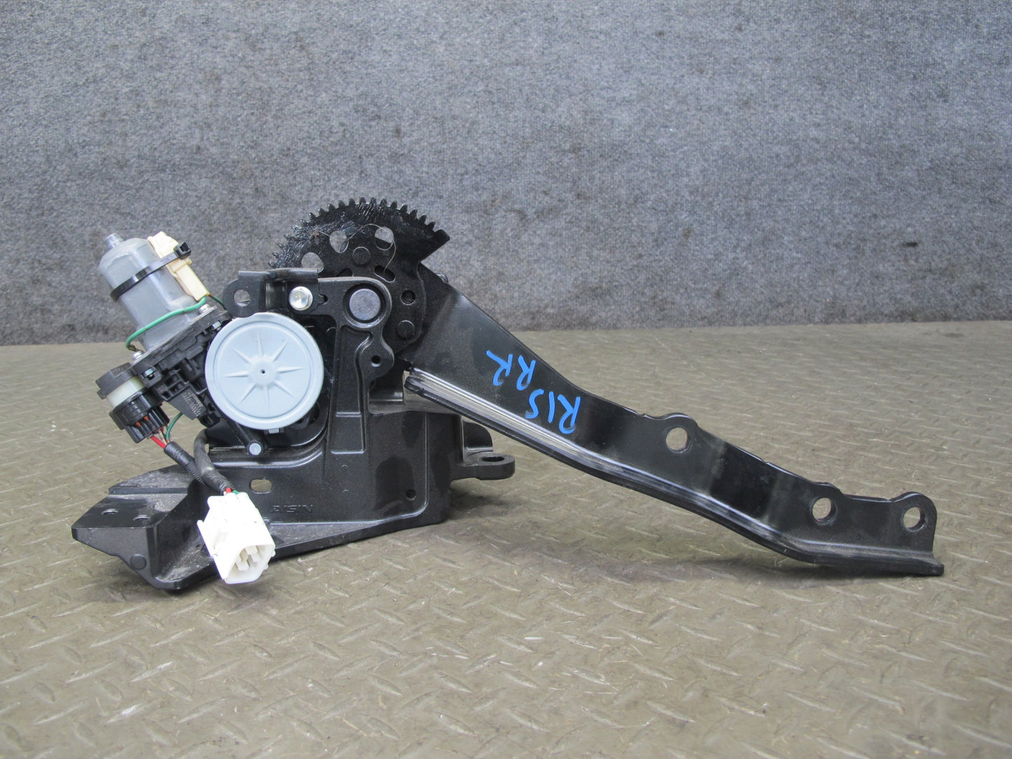 10-15 Lexus IS350 IS250 Convertible Rear Right Side TOP Roof Motor Hinge OEM